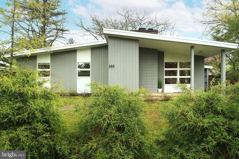 550 Glenn Rd, State College, PA 16803