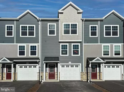 125 Dolomite Dr, Port Matilda, PA 16870