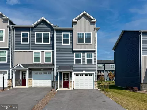 121 Dolomite Dr, Port Matilda, PA 16870