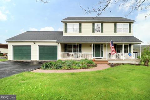 109 Willow Bend Dr, Bellefonte, PA 16823