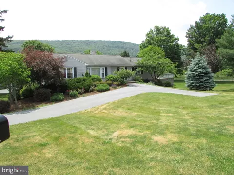 1994-1996 General Potter Hwy, Centre Hall, PA 16828