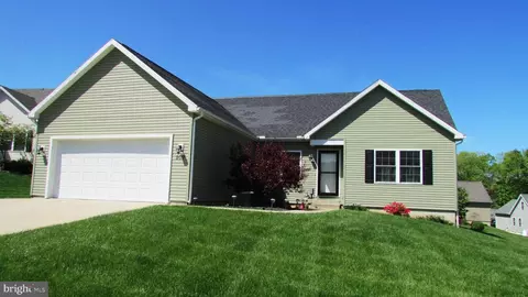200 Timberwood Trl, Centre Hall, PA 16828