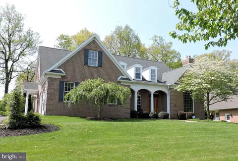 701 Teaberry Ln, State College, PA 16803