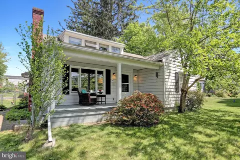 135 Harris Ave, Boalsburg, PA 16827