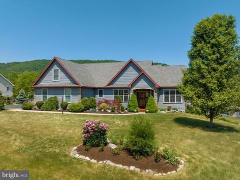293 Meadow Flower Cir, Bellefonte, PA 16823