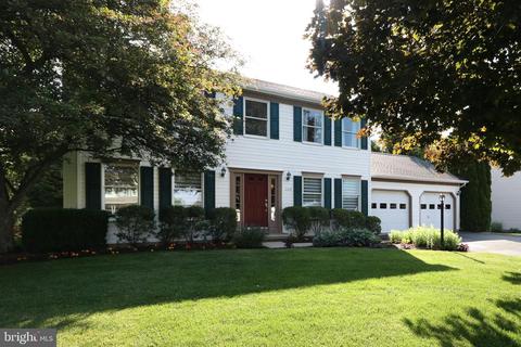 105 Cherrywood Rd, Port Matilda, PA 16870