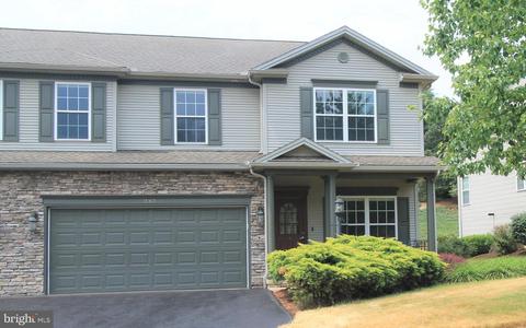 261 Varsity Ln, State College, PA 16803