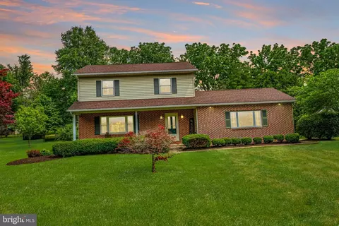 111 Flint Ct, Bellefonte, PA 16823
