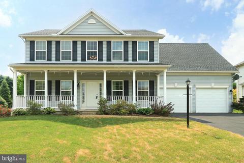 1884 Autumnwood Dr, State College, PA 16801