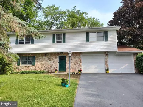 345 Koebner Cir, State College, PA 16801