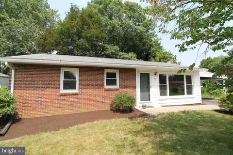 1449 N Allen St, State College, PA 16803