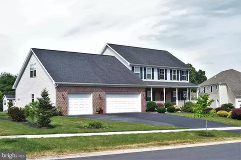 1282 Barnstable Ln, State College, PA 16803