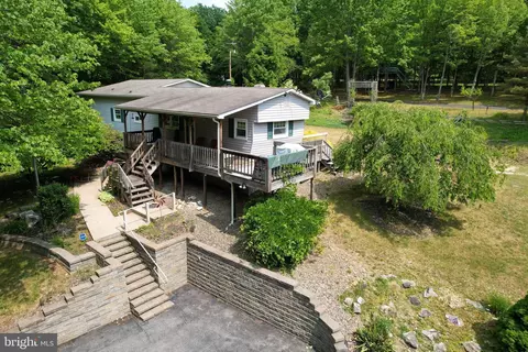 144 Hillside Rd, Philipsburg, PA 16866