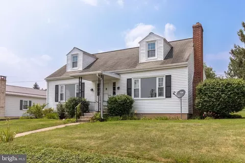 202 Hillcrest Ave, Millheim, PA 16854