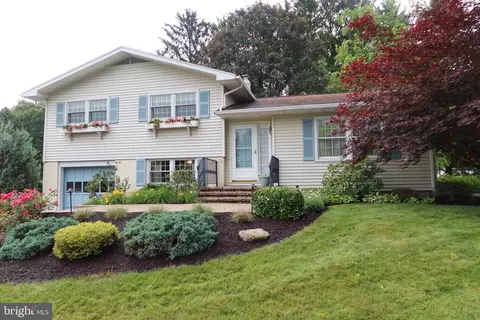 1612 E Branch Rd, State College, PA 16801