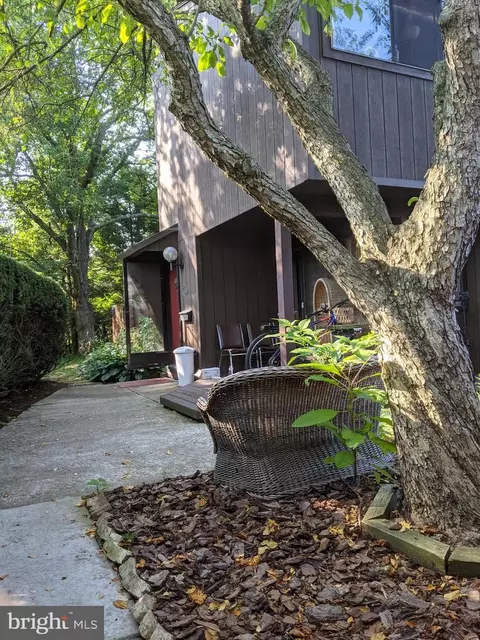 1174 Westerly Pkwy, State College, PA 16801