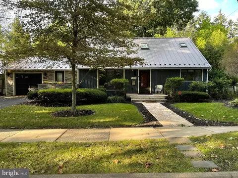712 Franklin St, State College, PA 16803