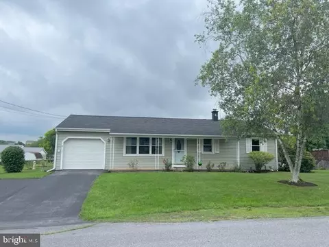 1151 Zion Ridge Ave, Bellefonte, PA 16823