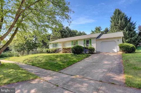 964 Grace St, State College, PA 16801