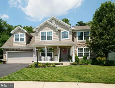 201 Brynwood Dr, Port Matilda, PA 16870