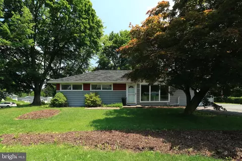 1473 Linn St, State College, PA 16803