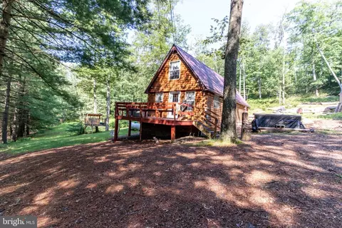 219 Main Rd, Spring Mills, PA 16875