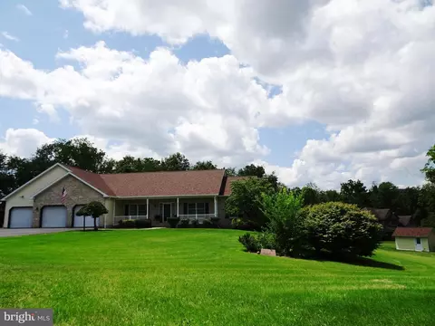187 Willow Bend Dr, Bellefonte, PA 16823