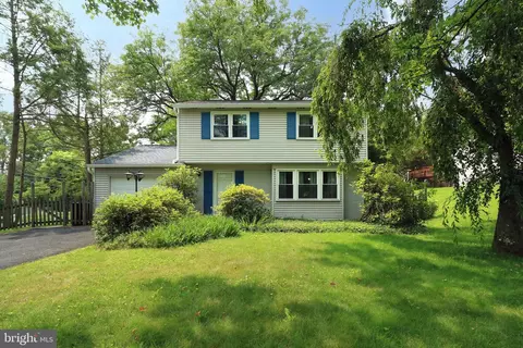 1226 E Park Hills Ave, State College, PA 16803