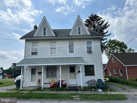 419-421 S 4th St, Philipsburg, PA 16866