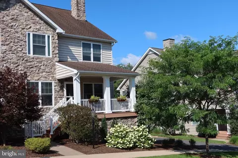 127 Dearing Dr, Boalsburg, PA 16827