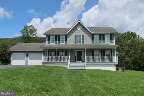106 Lucas Ln, Spring Mills, PA 16875