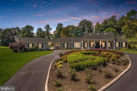 5788 Buffalo Run, Port Matilda, PA 16870