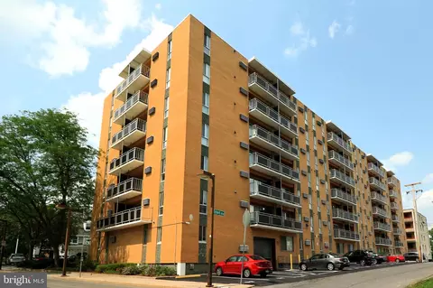 200 Highland Ave #504, State College, PA 16801