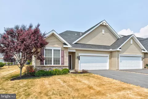251 Plymouth Cir, Boalsburg, PA 16827