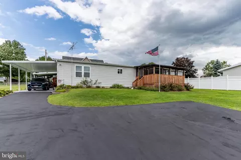522 N 9th St N, Philipsburg, PA 16866