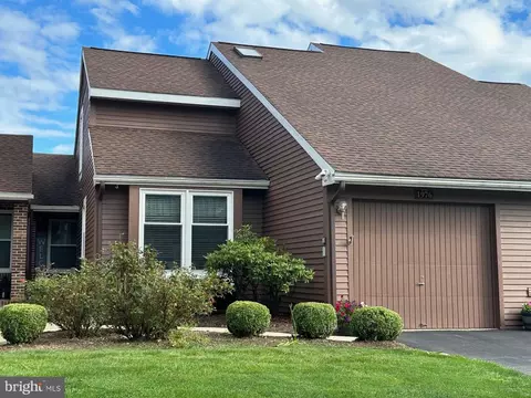 1976 Harvest Cir, State College, PA 16803