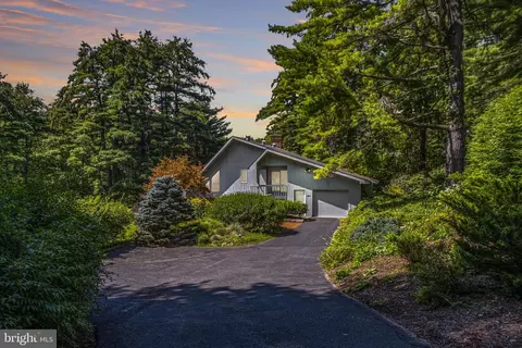 264 Old Farm Ln, Bellefonte, PA 16823