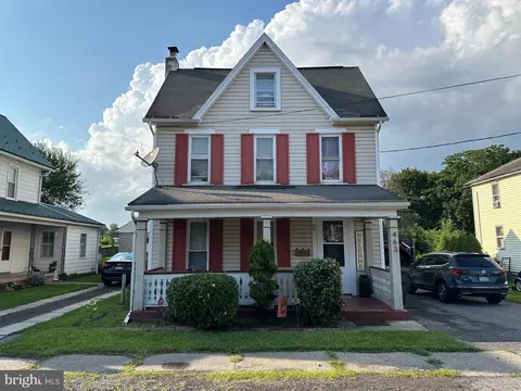 463 E High St, Bellefonte, PA 16823