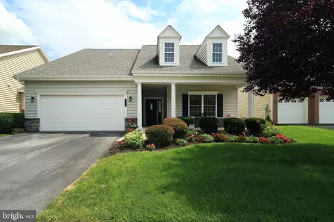 136 Pilgrim Dr, Boalsburg, PA 16827