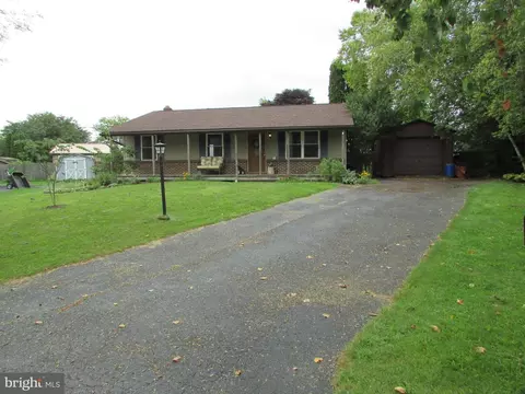 207 Jennifer Cir, Bellefonte, PA 16823