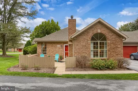 901 Hart Cir, State College, PA 16801