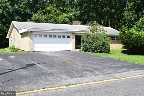 147 W Clearview Ave, State College, PA 16803