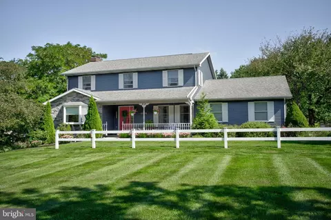 307 Fairfield Dr, State College, PA 16801