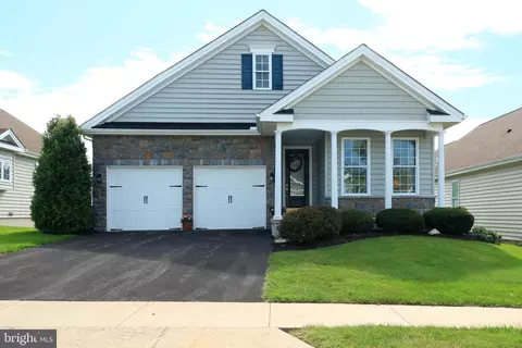 233 Beacon Cir, Boalsburg, PA 16827