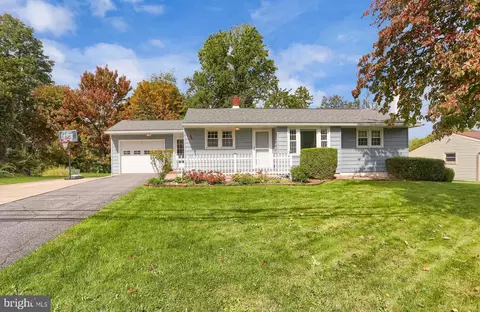 149 W Aaron Dr, State College, PA 16803