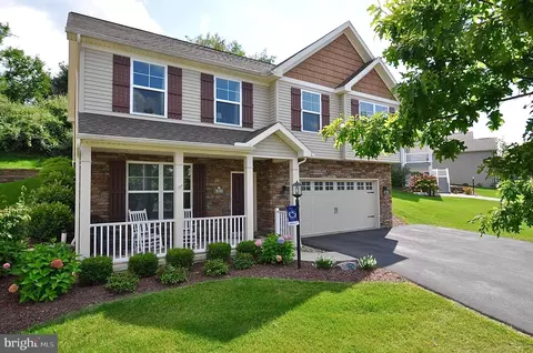 108 Emma Ct, Boalsburg, PA 16827