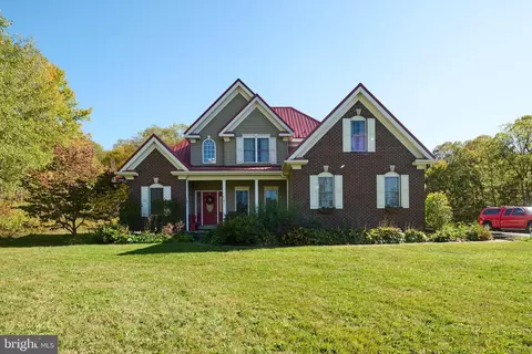 451 Powder Magazine Rd, Philipsburg, PA 16866