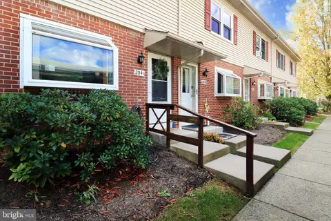 2041 Mary Ellen Ln, State College, PA 16803