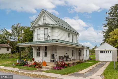 459 E High St, Bellefonte, PA 16823