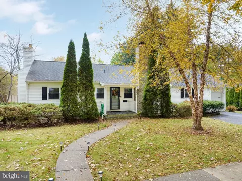 642 Fairway Rd, State College, PA 16801